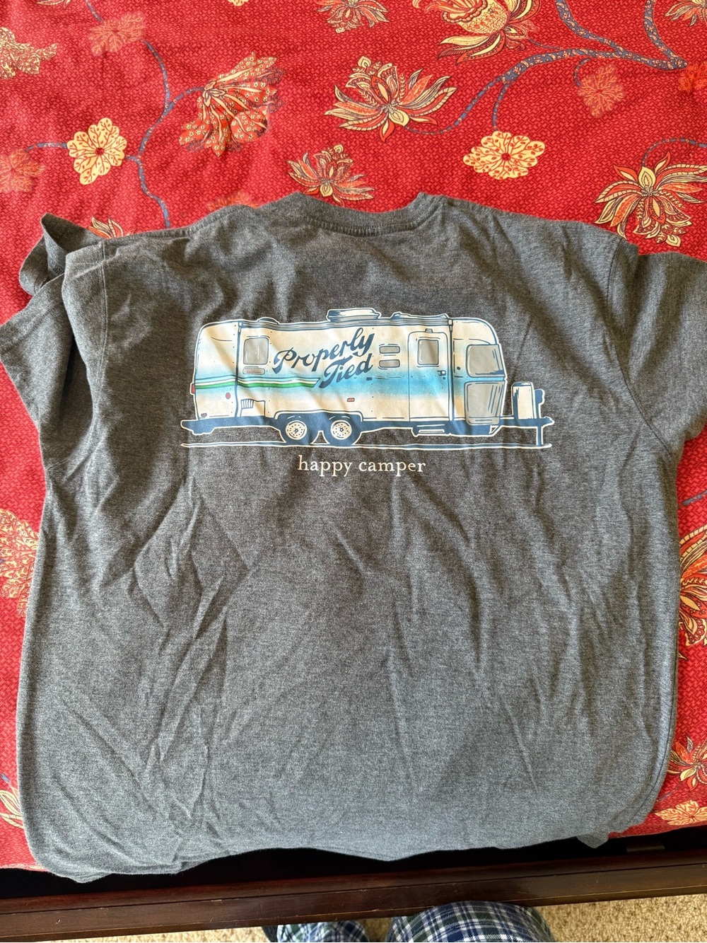 Gray 'Happy Camper' Graphic Tee for Men